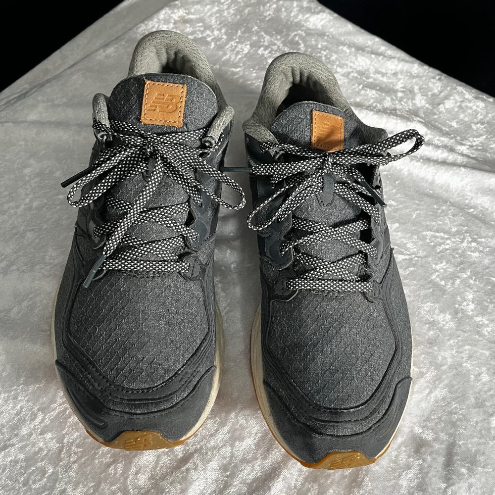 New Balance fresh foam sneakers, womens size 9